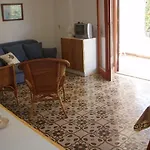 Deliziosa Casa Con Giardino Hébergement de vacances *