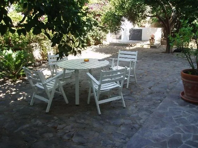 Holiday home Deliziosa Casa Con Giardino *