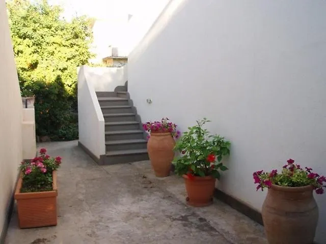 Deliziosa Casa Con Giardino Semesterbostad Lipari (Isola Lipari)